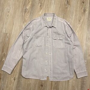 Madewell Men’s Easy Fit Long Sleeve Button Up - Size Large - USED - Light purple
